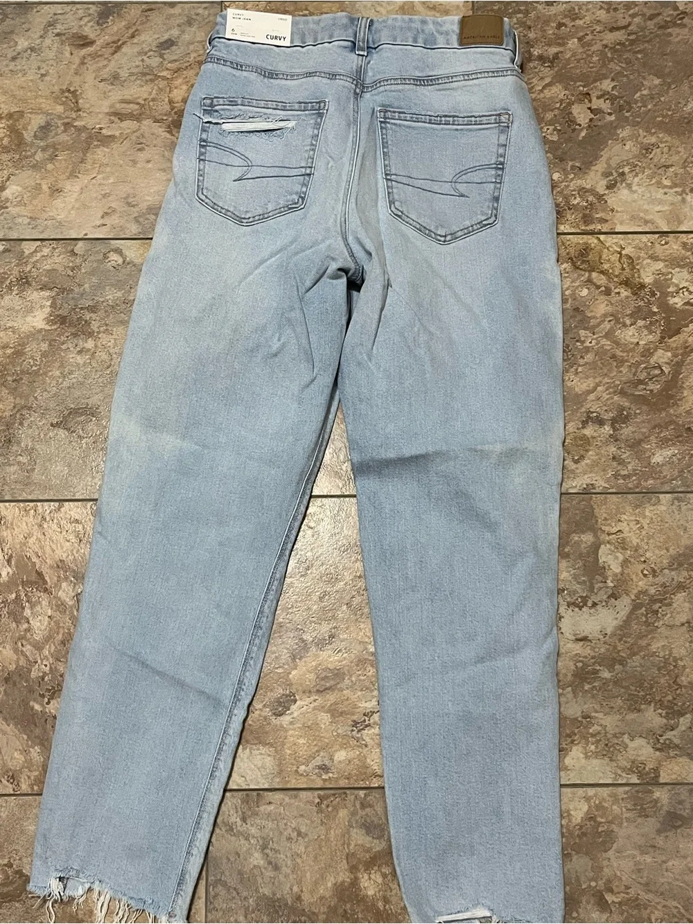 American Eagle Outfitters Strigid Curvy Mom Jeans - Light Blue Wash - Picture 3 of 4